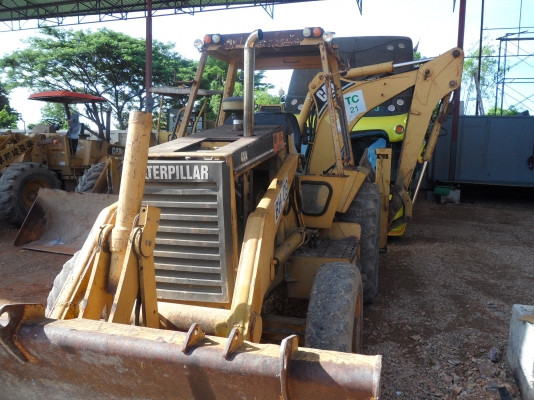 428b CAT 4X4 ตักหน้าขุดหลังขายถูก285,000บาทขับ4ล้อรตัก2.5คิวยกสูง3เมตรเกียร์ทอร์คเครื่องดีเซล4สูบปั้มแรงรถราคาถูกสนใจโทร081-989-1989หรั่งครับ