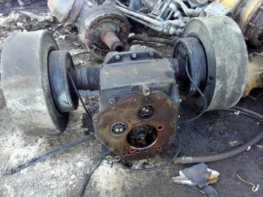 ขายอะไหล่รถฟอร์คลิฟต์ สภาพตามรูปขายไม่แพงครับ