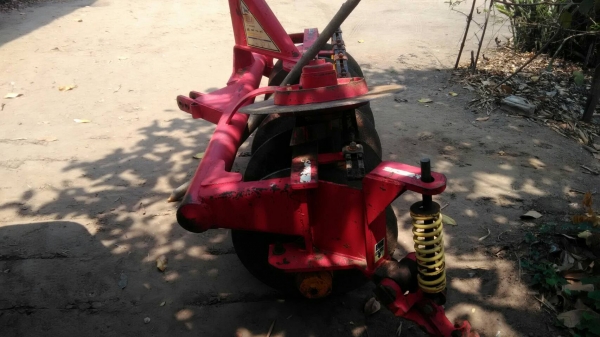 ผานพรวน6ใบ24นิ้วช่วง11สภาพสวยส่งใด้คับ ผานพรวน6ใบ24นิ้วช่วง11สภาพสวยส่งใด้คับ