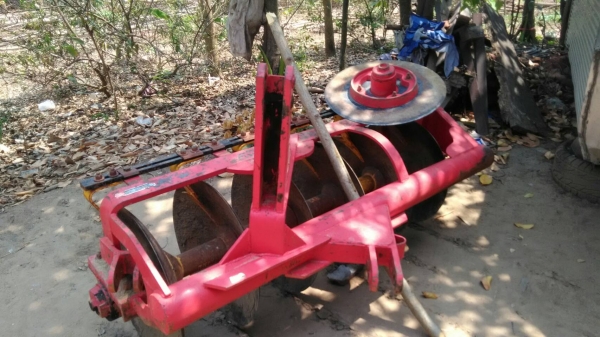 ผานพรวน6ใบ24นิ้วช่วง11สภาพสวยส่งใด้คับ ผานพรวน6ใบ24นิ้วช่วง11สภาพสวยส่งใด้คับ