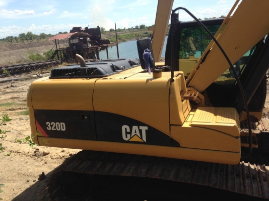 ขายรถแบคโฮ CAT 320D 8XXX ชม.
