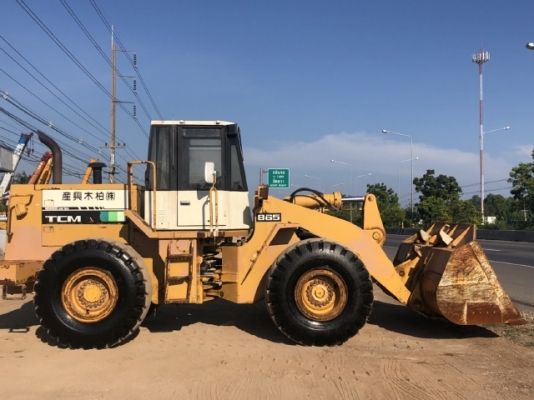 ขายรถตักล้อยาง TCM 865-2 (4,XXX ชั่วโมง) นำเข้าเองจากญี่ปุ่น สภาพสวยพร้อมใช้ มีVDOการทำงานครับ