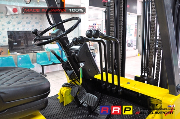 ขายรถโฟล์คลิฟท์มือสอง MITSUBISHI รุ่น FD40-F19A-51938 นำเข้าจากประเทศญี่ปุ่น 100\% ไม่เคยใช้งานในไทย ขายรถโฟล์คลิฟท์มือสอง MITSUBISHI รุ่น FD40-F19A-51938 นำเข้าจากประเทศญี่ปุ่น 100\% ไม่เคยใช้งานในไทย