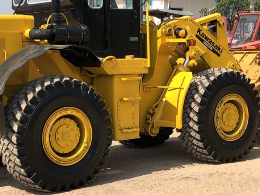 ขายรถตักล้อยาง KAWASAKI KLD80Z (เทียบเท่า WA350) นำเข้าเองจากญี่ปุ่น สภาพสวยพร้อมใช้ มีVDOการทำงานครับ