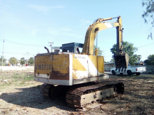 รถแบคโฮ KOMATSU PC100 รุ่น1 สภาพพร้อมใช้งาน