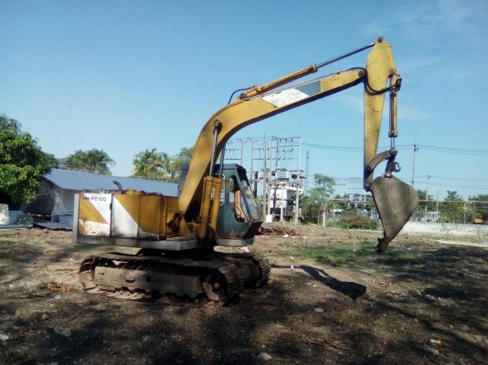 รถแบคโฮ KOMATSU PC100 รุ่น1 สภาพพร้อมใช้งาน