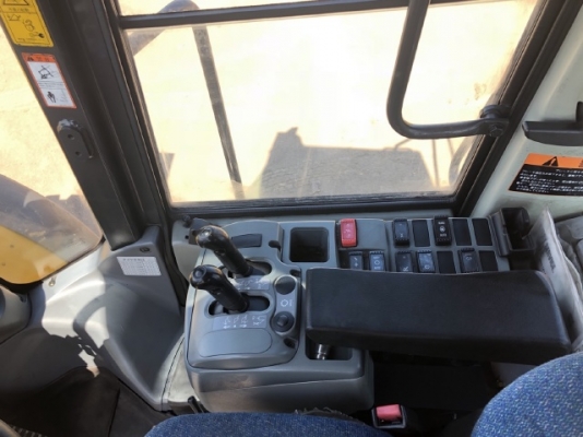 ขายรถตักล้อยาง HITACHI ZW220-5B ปี 2014 นำเข้าเองจากญี่ปุ่น สภาพสวยพร้อมใช้ มีVDOการทำงานครับ ขายรถตักล้อยาง HITACHI ZW220-5B ปี 2014 นำเข้าเองจากญี่ปุ่น สภาพสวยพร้อมใช้ มีVDOการทำงานครับ