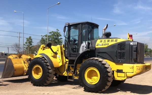 ขายรถตักล้อยาง HITACHI ZW220-5B ปี 2014 นำเข้าเองจากญี่ปุ่น สภาพสวยพร้อมใช้ มีVDOการทำงานครับ ขายรถตักล้อยาง HITACHI ZW220-5B ปี 2014 นำเข้าเองจากญี่ปุ่น สภาพสวยพร้อมใช้ มีVDOการทำงานครับ