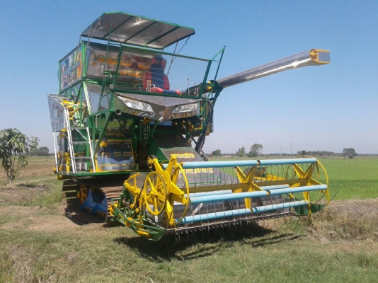 รถเกี่ยวข้าวซุปเปอร์บิทส์ 2019