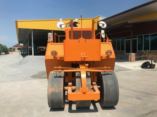 ขายรถบดล้อยางWATANABEรุ่นWP15WEรถนอกนำเข้าไม่เคยใช้งานในไทยสภาพดีมากๆขายถูกๆสนใจติดต่อ0818302909จิรโรจน Line:jiraroj2909