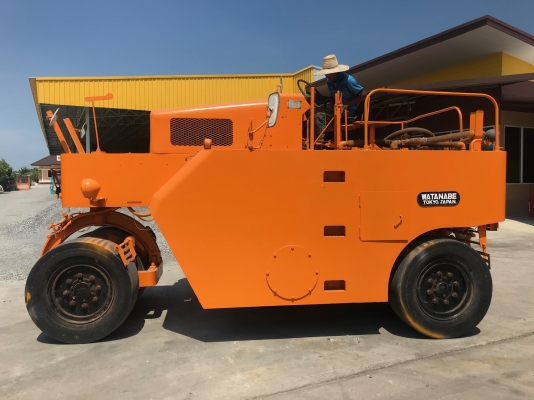 ขายรถบดล้อยางWATANABEรุ่นWP15WEรถนอกนำเข้าไม่เคยใช้งานในไทยสภาพดีมากๆขายถูกๆสนใจติดต่อ0818302909จิรโรจน Line:jiraroj2909