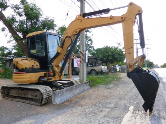 ยี่ห้อ CAT 304CR ขนาดPC40 ตู้เก๋ง <มีVDOให้ชม>รถเก่านอกมีเอกสารอินวอย มีแอร์นอก☎️ติดต่อ 085-5632278 (ราคาต่อรองได้)