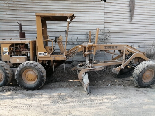 ขายรถเกรดCAT 5MD สภาพพร้อมไช้ ขายรถเกรดCAT 5MD สภาพพร้อมไช้