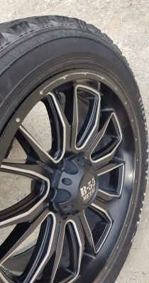 ขายล้อขอบ 20" พร้อมยาง AT 265/50/20