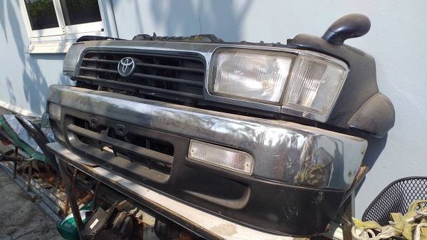 ไฟหน้า toyota surf ln-130 japan โคมแก้ว ใส่ไมตี้ คู่ละ 2500 บาท