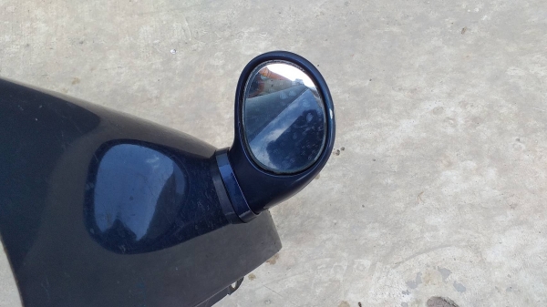 กระจกมองมุม toyota surf ln-130 japan ใส่ไมตี้ 800 บาท