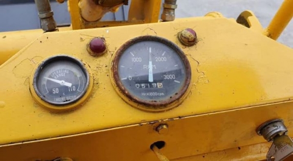 HL703 รถตักล้อยาง. ยี่ห้อ : MITSUI. เครื่องยนต์ : 2AB1- เลขคัทซี :.รถตักมิสซูเอวอ่อนขับ4ล้อ @195,000บาท เครื่องดีเซลรถนอกนำเข้าขนาดเล็ก ตัก0.8คิว ยกสูง2.8เมตร เหมะกับร้านวัสดุก่อสร้างรถเพื่งนำเข้ายังไม่เคยใช้ในไทยเลย การันตีใช้ดีจริงๆ เอกสารอินวอยใบนำเข HL703 รถตักล้อยาง. ยี่ห้อ : MITSUI. เครื่องยนต์ : 2AB1- เลขคัทซี :.รถตักมิสซูเอวอ่อนขับ4ล้อ @195,000บาท เครื่องดีเซลรถนอกนำเข้าขนาดเล็ก ตัก0.8คิว ยกสูง2.8เมตร เหมะกับร้านวัสดุก่อสร้างรถเพื่งนำเข้ายังไม่เคยใช้ในไทยเลย การันตีใช้ดีจริงๆ เอกสารอินวอยใบนำเข