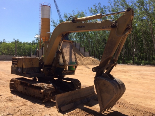 KOMATSU PC 60-1 KOMATSU PC 60-1