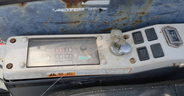 IHI30is @195,000บาท (รถนอก นำเข้า ขายถูก) ขนาดเท่ากับpc30 รถเป็นรุ่นใหม่ใช้สวิทกุญแจดับเครื่องยนต์ รถนอกสถาพดีพร้อมใช้เพิ่งนำเข้ามายังไม่เคยใช้งานในไทยเลย มีไลน์หัวกะแทก เครื่อง อีซูซู 3สูบเครื่องดีปั้มเเรงบูมอาร์มสวยช่างล่างดีรถสวยไฟฟ้าเต็มเร็วแรงไม่โหลด