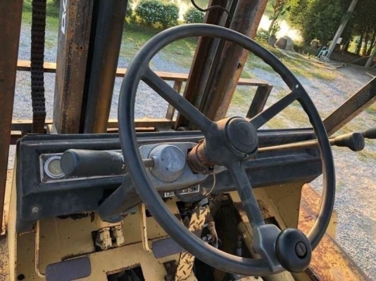 ขาย 235,000 บาท โฟลค์ลิฟท์ DAEWOO D50 ยก 5 ตัน เสาสูง 6.5 เมตร เครื่องดีเชล 4 สูบ สภาพพร้อมใช้ ยางตัน 6 เส้น  รถอยู่  นครปฐม โทร 0610710295  สนใจ รายการสินค้า อื่นๆ ที่ เว็ปไชค์ Truck2Hand https://www.truck2hand.com/index.php?actions=content/search&amp;me