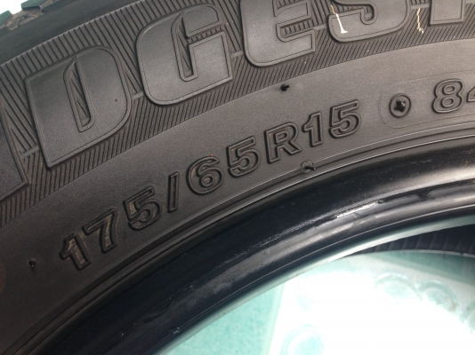 ยาง 175 65 r15 4เส้น ปลายปี17