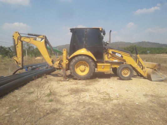 ขายรถตักหน้าขุดหลัง CAT 422E ใช้งานได้ทุกระบบ แถมหัวเจาะใหม่ยังไม่ได้ใช้งาน แถมบุ้งกี๋งานประปาเอกสารเล่มทะเบียนราคา 850,000