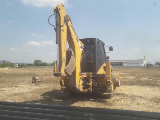 ขายรถตักหน้าขุดหลัง CAT 422E ใช้งานได้ทุกระบบ แถมหัวเจาะใหม่ยังไม่ได้ใช้งาน แถมบุ้งกี๋งานประปาเอกสารเล่มทะเบียนราคา 850,000