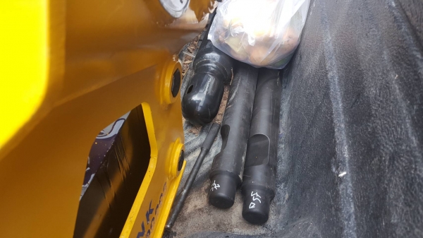 ขายรถตักหน้าขุดหลัง CAT 422E ใช้งานได้ทุกระบบ แถมหัวเจาะใหม่ยังไม่เคยใช้งาน แถมบุ้งกี๋งานประปาเอกสารเล่มทะเบียนราคา 850,000