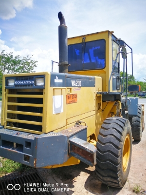 ขายรถตักล้อยางKomatsu WA200-1serial30071