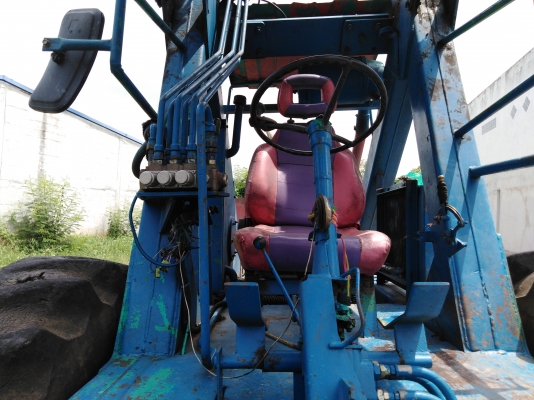 รถคีบอ้อย