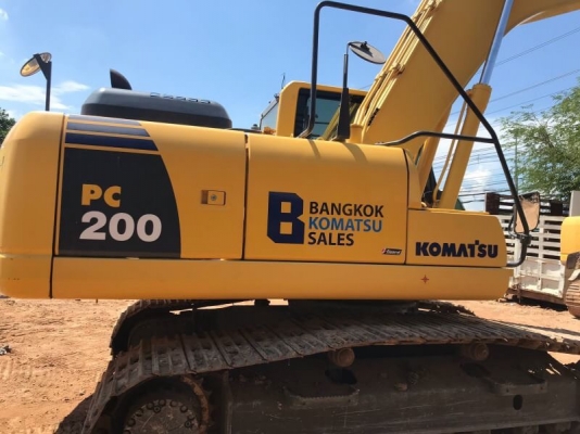ขายด่วน!! Komatsu PC200-8MO ไมล์ ขม. 6,600 สภาพสวยค่ะ
