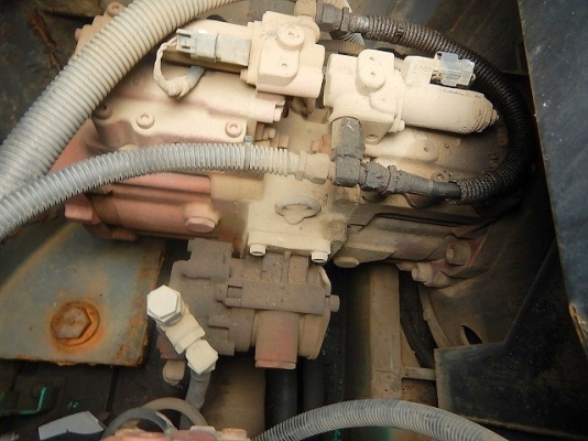 ขายจ้า KOBELCO SK135SR YY02 เก่านอกแท้  เดิมๆๆ  สภาพสวย มีลายแย๊ก พร้อมใช้ ดทร 089-7462641 สุวรรณี