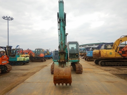 ขายจ้า KOBELCO SK135SR YY02 เก่านอกแท้  เดิมๆๆ  สภาพสวย มีลายแย๊ก พร้อมใช้ ดทร 089-7462641 สุวรรณี