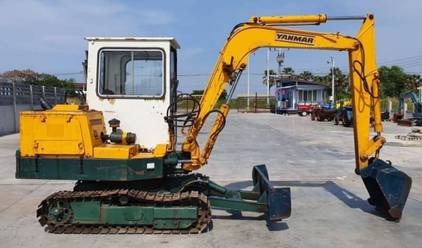YB40 YANMAR @195,000 สตาดร์กุแจเทียบเท่าPC40รถนอกสถาพดีพร้อมใช้ เพิ่งนำเข้ามายังไม่เคยใช้งานในไทยเลย ตัวเดินเต่ากะต่ายแรง เครื่องยันม่า3สูบ เครื่องดีปั้มเเรง บูมอาร์มสวย ช่างล่างดีรถสวย ไฟฟ้าเต็มเร็วแรงไม่โหลดพร้อมใช้สีเดิมๆ เอกสารอินวอยล์ สนใจต YB40 YANMAR @195,000 สตาดร์กุแจเทียบเท่าPC40รถนอกสถาพดีพร้อมใช้ เพิ่งนำเข้ามายังไม่เคยใช้งานในไทยเลย ตัวเดินเต่ากะต่ายแรง เครื่องยันม่า3สูบ เครื่องดีปั้มเเรง บูมอาร์มสวย ช่างล่างดีรถสวย ไฟฟ้าเต็มเร็วแรงไม่โหลดพร้อมใช้สีเดิมๆ เอกสารอินวอยล์ สนใจต