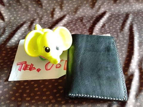 กระเป๋าตังค์หนังแท้ (เป็นหนังนำเข้า) งาน Hand made.