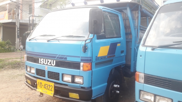 ISUZU NKR110 ###ลูกค้า ผอ.โชติจ.เชียงใหม่ ขับรถถึงรร.ปลอดภัยเรียบร้อยแล้วคับ#### ISUZU NKR110 ###ลูกค้า ผอ.โชติจ.เชียงใหม่ ขับรถถึงรร.ปลอดภัยเรียบร้อยแล้วคับ####