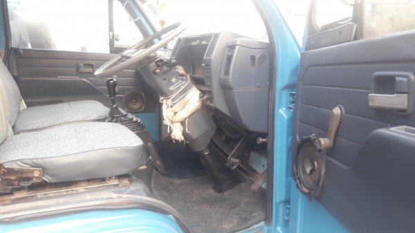 ISUZU NKR110 ###ลูกค้า ผอ.โชติจ.เชียงใหม่ ขับรถถึงรร.ปลอดภัยเรียบร้อยแล้วคับ####