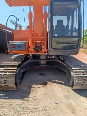 ขายจ้า..HITACHI EX120-5 เก่านอกแท้ สภาพสวย ใช้งานมา 5,xxx ชั่วโมง พร้อมใช้ โทร 089-3818694 จ๊อย
