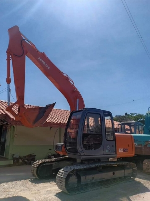 ขายจ้า..HITACHI EX120-5 เก่านอกแท้ สภาพสวย ใช้งานมา 5,xxx ชั่วโมง พร้อมใช้ โทร 089-3818694 จ๊อย