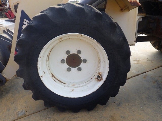 ขายรถตัก YANMAR V2 นำเข้าจากญี่ปุ่น พร้อมใช้ครับ ติดต่อ 063-9316985 ID LINE : 0639316985 ครับ ขายรถตัก YANMAR V2 นำเข้าจากญี่ปุ่น พร้อมใช้ครับ ติดต่อ 063-9316985 ID LINE : 0639316985 ครับ