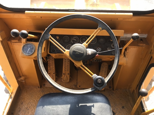 ขายรถตัก KOMATSU JH63 สมบูรณ์พร้อมใช้ครับ FROM JAPAN ติดต่อ 063-9316985 ID LINE : 0639316985 ขายรถตัก KOMATSU JH63 สมบูรณ์พร้อมใช้ครับ FROM JAPAN ติดต่อ 063-9316985 ID LINE : 0639316985