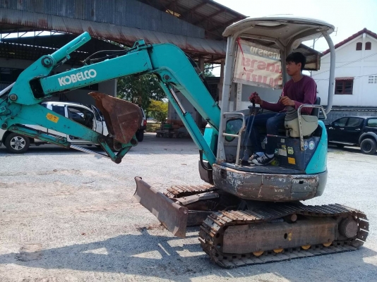 รถแม็คโคร