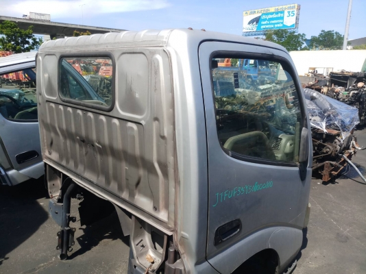 หัวเก๋ง TOYOTA DUTRO เก่านอก