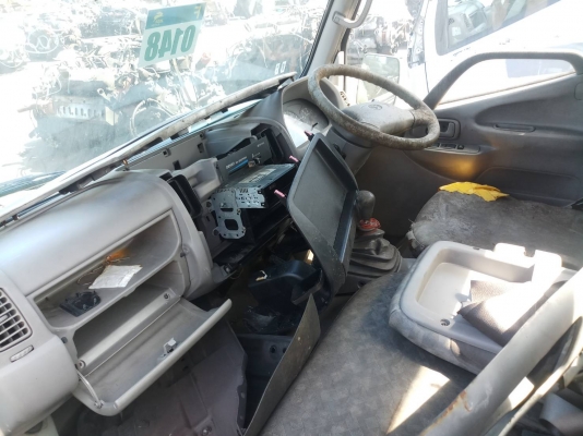 หัวเก๋ง TOYOTA DUTRO เก่านอก