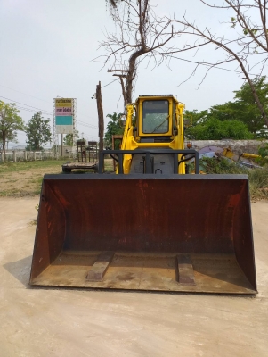 ขายรถตักล้อยางTCM -SD25Y-2 เครื่องยนต์ดีเซล HINO -DM100- 6สูบ รถขับเคลื่อนเพลาเดียว เลี้ยวล้อ เกียร์ธรรมดา มีเก๋ง บุ๊งกี๋ขนาดประมาณ 2 คิว รถเก่านอก มีเอกสาร (ยังไม่เคยใช้งานในเมืองไทย) ขายรถตักล้อยางTCM -SD25Y-2 เครื่องยนต์ดีเซล HINO -DM100- 6สูบ รถขับเคลื่อนเพลาเดียว เลี้ยวล้อ เกียร์ธรรมดา มีเก๋ง บุ๊งกี๋ขนาดประมาณ 2 คิว รถเก่านอก มีเอกสาร (ยังไม่เคยใช้งานในเมืองไทย)