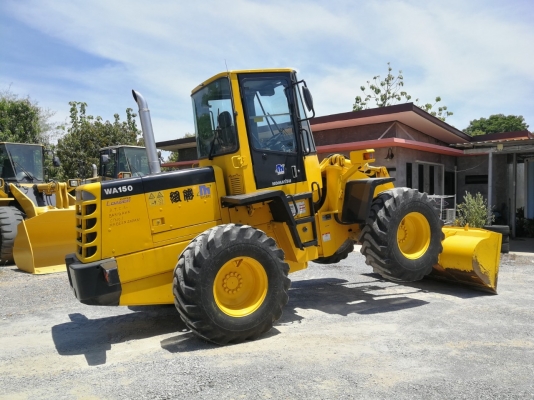 ขาย รถตักล้อยาง KOMATSU WA150-3 เครื่อง 6สูบ นำเข้าจากญี่ปุ่น โทร.090-986-2521 อ๊อบ