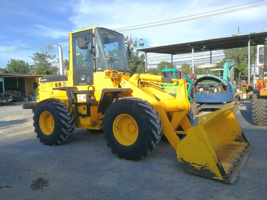 ขาย รถตักล้อยาง KOMATSU WA150-3 เครื่อง 6สูบ นำเข้าจากญี่ปุ่น โทร.090-986-2521 อ๊อบ