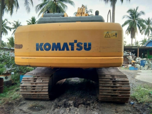 โคมัสสุ PC200-8 สมุดพร้อม รถเดิม 6ปี  เลขไมล์17,814 จดทะเบียนปี 2556