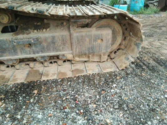 โคมัสสุ PC200-8 สมุดพร้อม รถเดิม 6ปี  เลขไมล์17,814 จดทะเบียนปี 2556