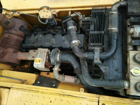 โคมัสสุ PC200-8 สมุดพร้อม รถเดิม 6ปี  เลขไมล์17,814 จดทะเบียนปี 2556